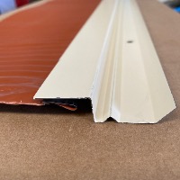 Solin Bavette Plomb 200 mm Rouge - Profil biseauté mastic
