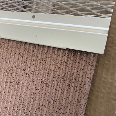 Solin Bavette Aluminium 250 mm Vieilli - Profil grillagé