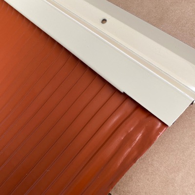 Solin Bavette Plomb 200 mm Rouge - Profil biseauté mastic